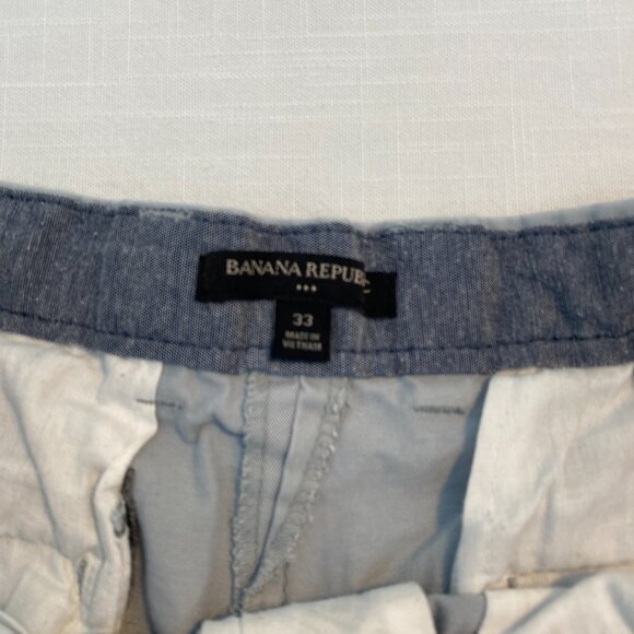 Banana Republic Men's Khaki Shorts Size 33W - Picture 5 of 9